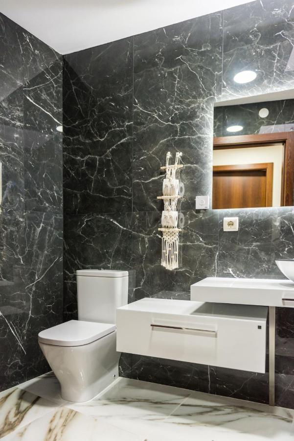 Michel'S House Villa Еспосенде Екстериор снимка